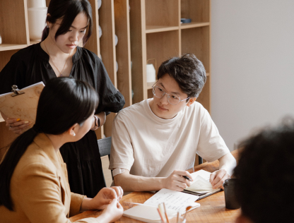 16 witty tips to get six-figure clients on Dribbble Marketing.